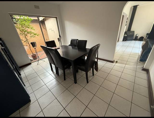 3 BEDROOM HOUSE FOR SALE IN VANDERBIJLPARK SE 6